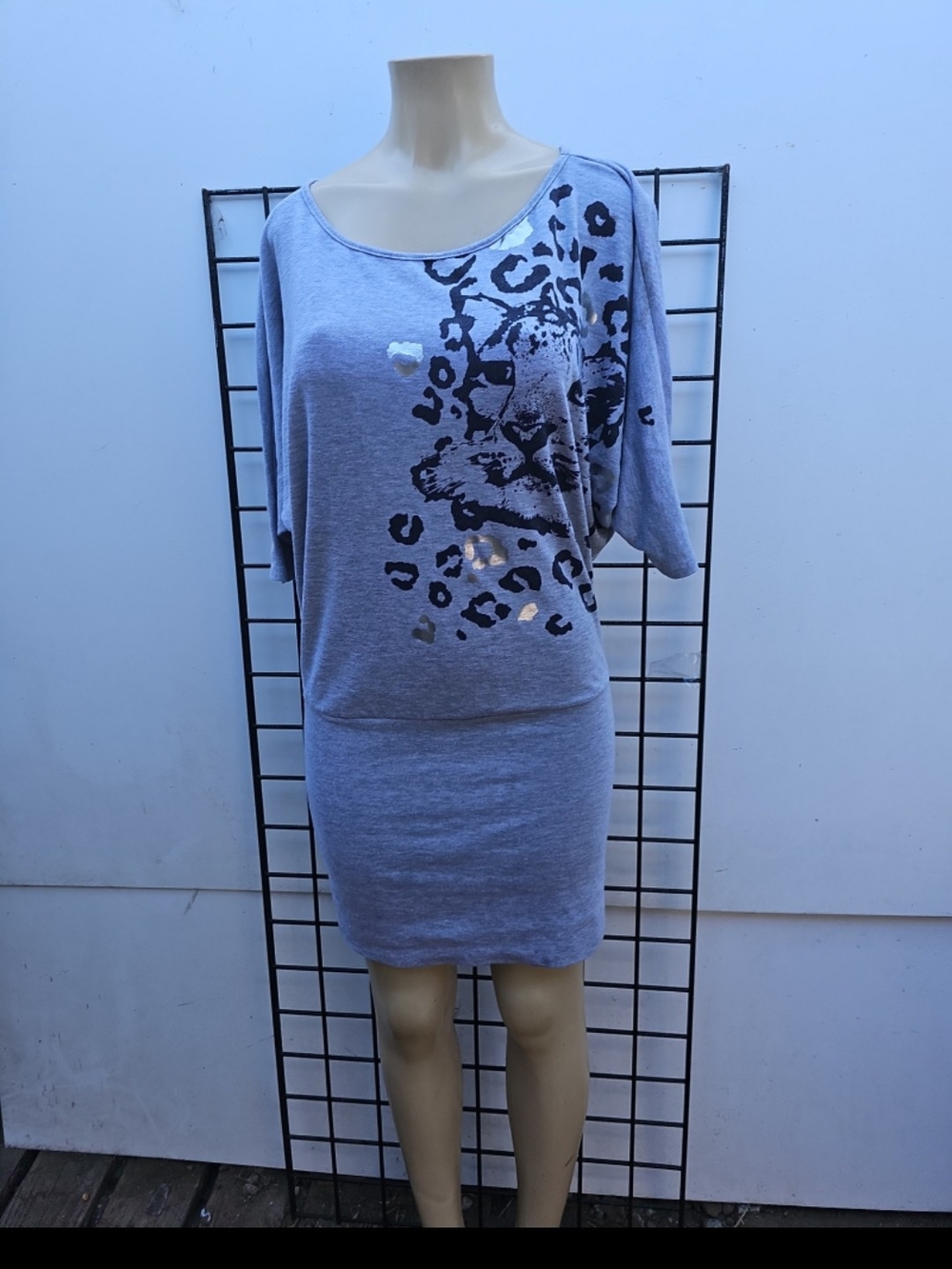 Affliction Light Gray Leopard Graphic Scoop-Neck Mini Dress